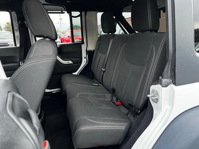 2017 Jeep Wrangler Unlimited Sahara 4x4