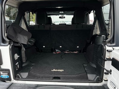 2017 Jeep Wrangler Unlimited Sahara 4x4