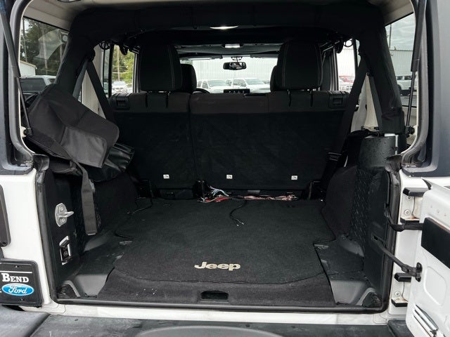 2017 Jeep Wrangler Unlimited Sahara 4x4