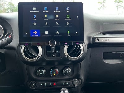 2017 Jeep Wrangler Unlimited Sahara 4x4