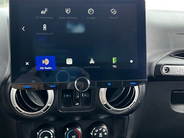 2017 Jeep Wrangler Unlimited Sahara 4x4