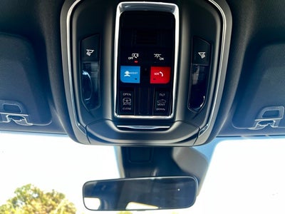 2025 Jeep Grand Cherokee GRAND CHEROKEE LAREDO X 4X2