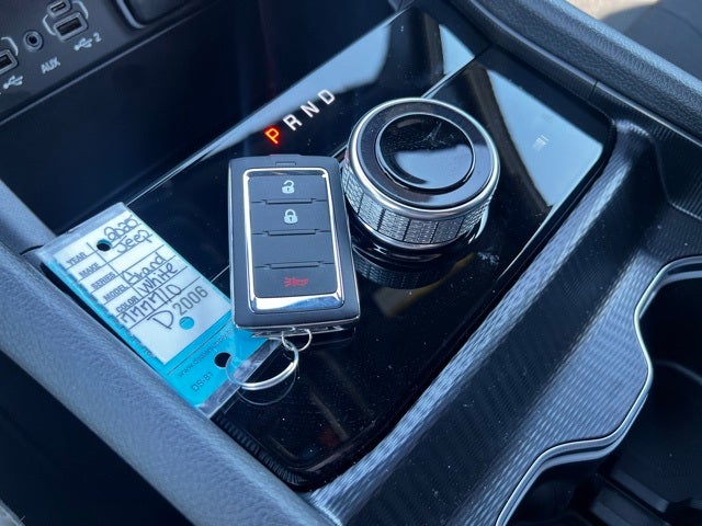 2025 Jeep Grand Cherokee GRAND CHEROKEE LAREDO X 4X2