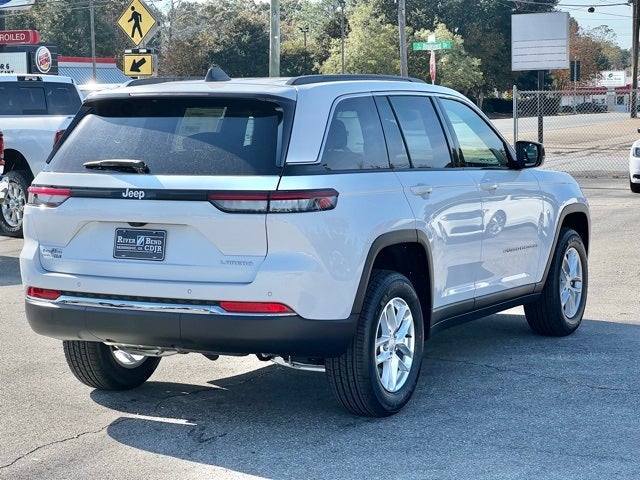 2025 Jeep Grand Cherokee GRAND CHEROKEE LAREDO X 4X2