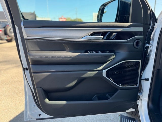 2026 Jeep Grand Wagoneer GRAND WAGONEER LIMITED ALTITUDE 4X4