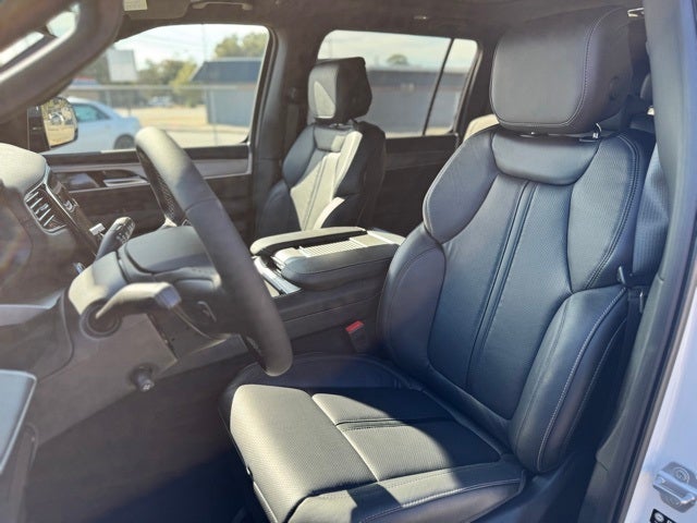 2026 Jeep Grand Wagoneer GRAND WAGONEER LIMITED ALTITUDE 4X4