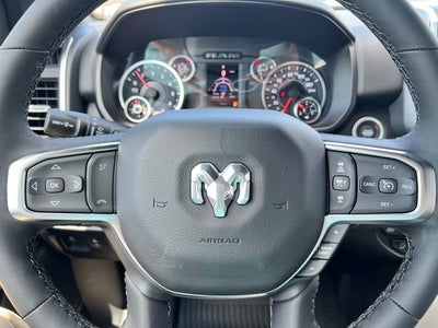 2025 RAM Ram 1500 RAM 1500 BIG HORN CREW CAB 4X4 5'7' BOX