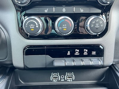 2025 RAM Ram 1500 RAM 1500 BIG HORN CREW CAB 4X4 5'7' BOX