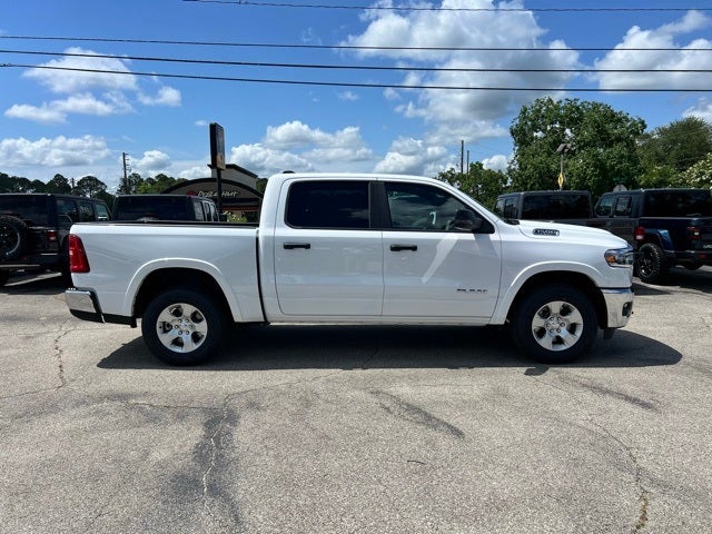 2025 RAM Ram 1500 RAM 1500 BIG HORN CREW CAB 4X4 5'7' BOX