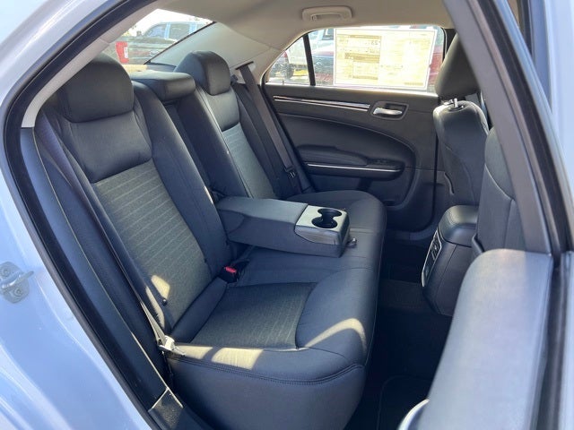 2023 Chrysler Chrysler 300 300 TOURING