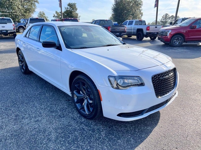 2023 Chrysler Chrysler 300 300 TOURING