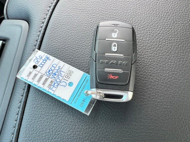 2026 RAM Ram 2500 RAM 2500 TRADESMAN CREW CAB 4X4 6'4' BOX