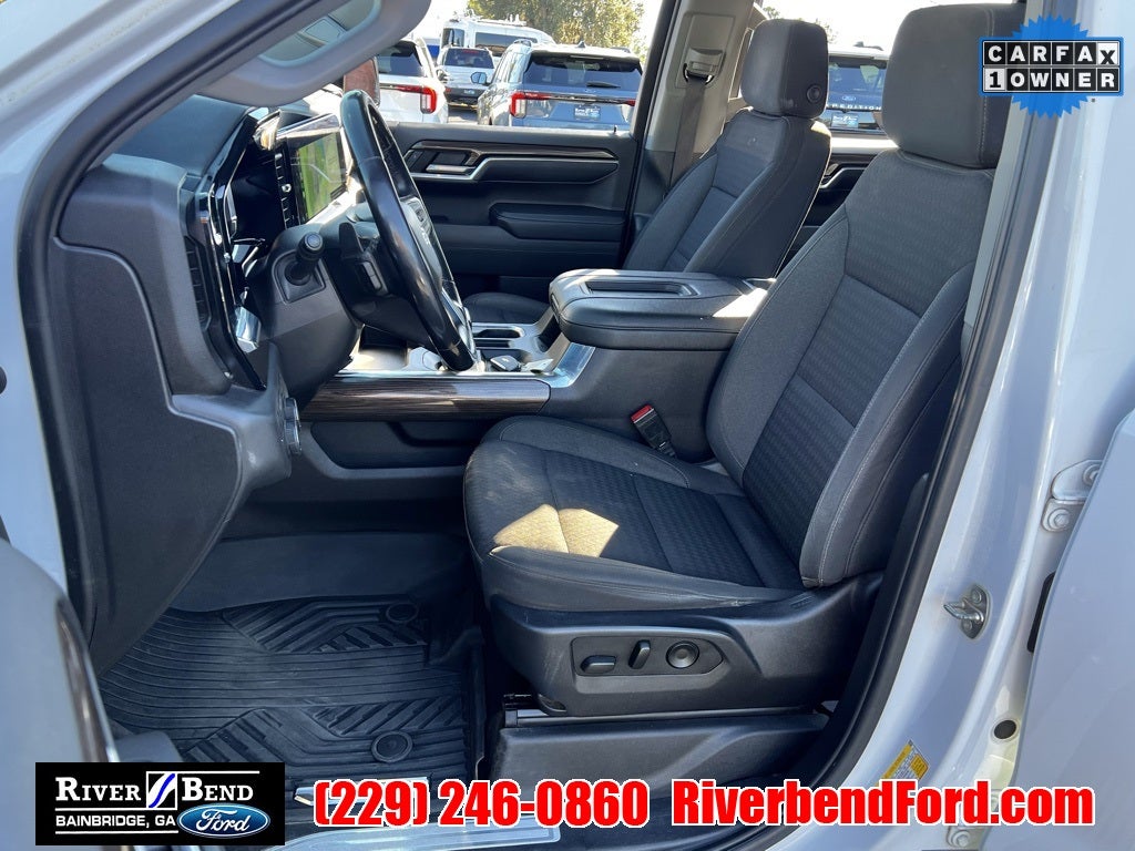 2022 Chevrolet Silverado 1500 4WD Crew Cab Short Bed RST