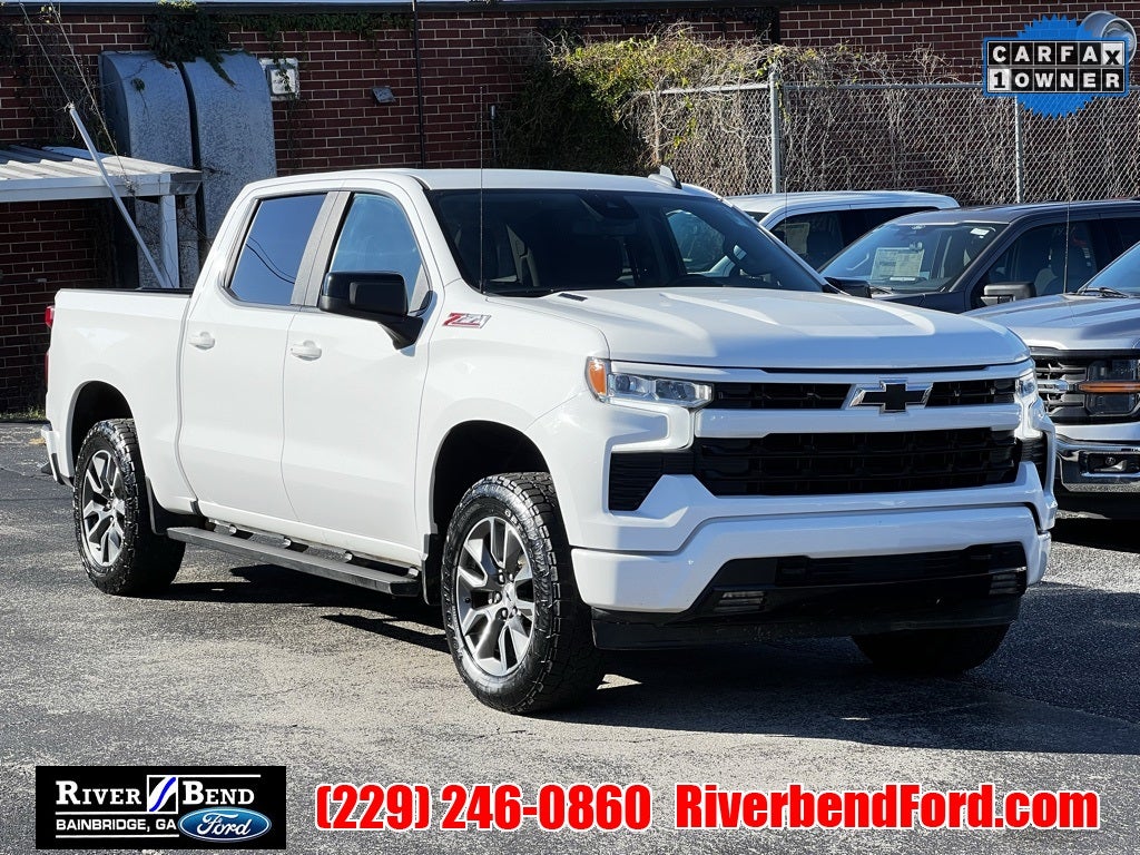 2022 Chevrolet Silverado 1500 4WD Crew Cab Short Bed RST