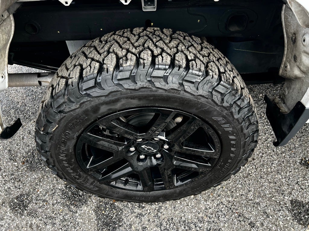 2023 Chevrolet Silverado 1500 4WD Crew Cab Short Bed LT Trail Boss