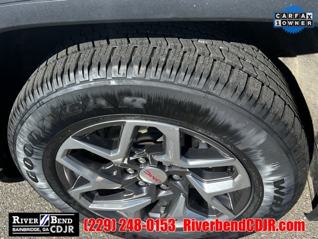 2023 GMC Sierra 1500 4WD Crew Cab Short Box SLT